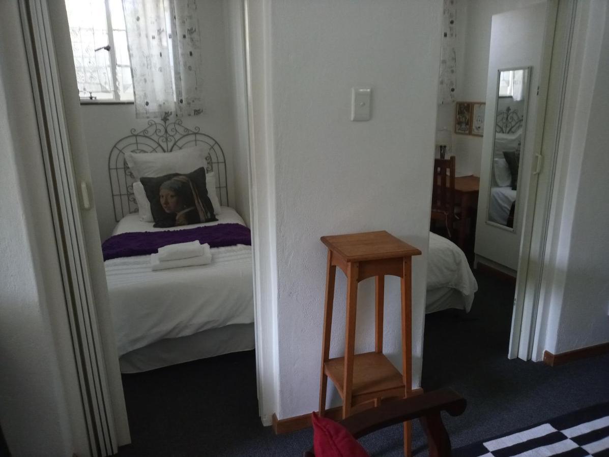 Grace Apartment พริทอเรีย ภายนอก รูปภาพ