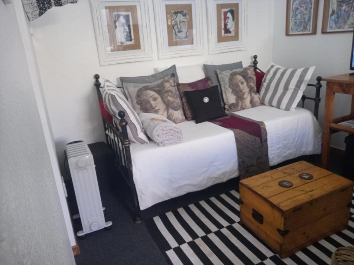 Grace Apartment พริทอเรีย ภายนอก รูปภาพ